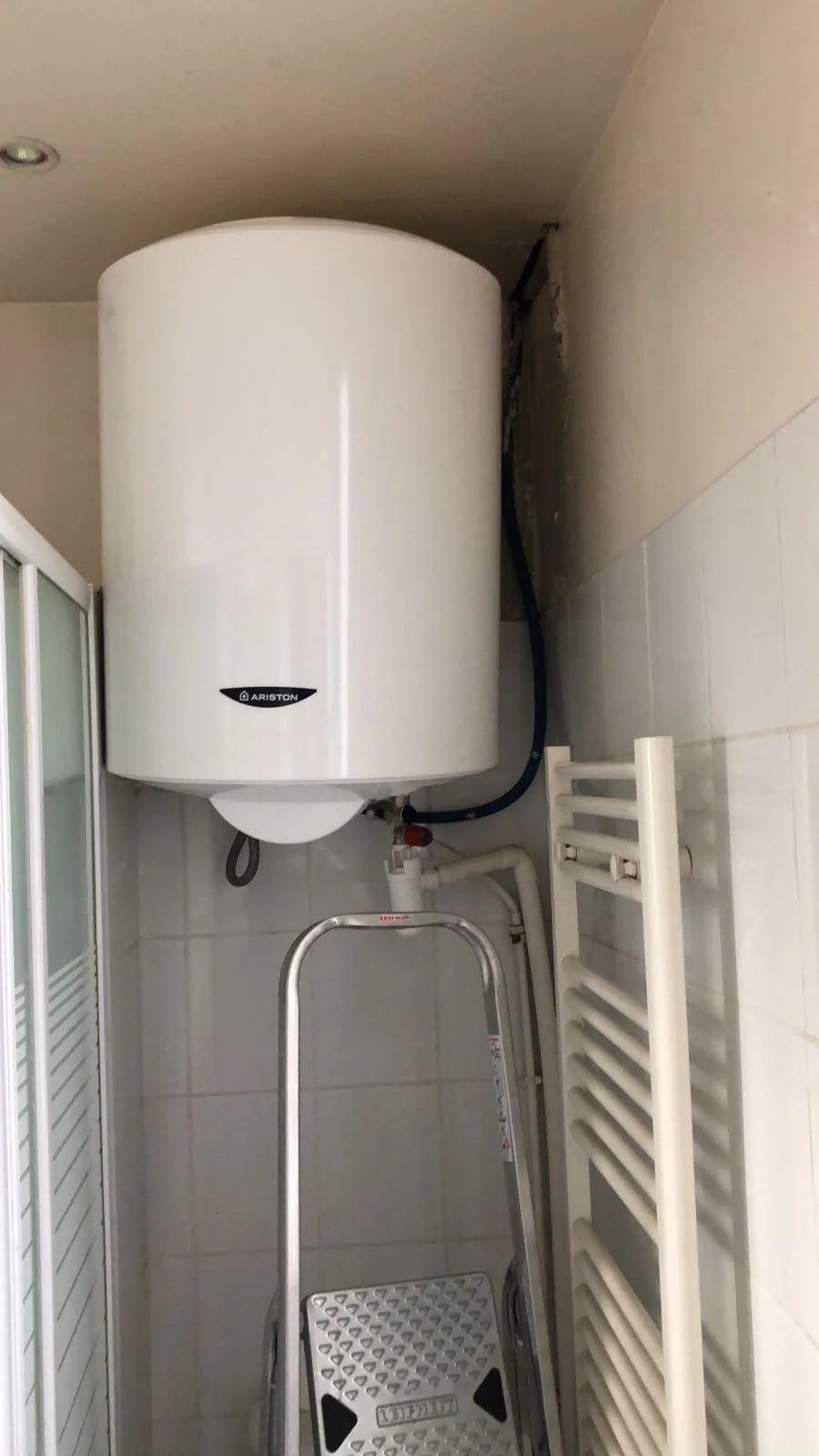 Remplacement d’un chauffe-eau électrique boulevard Charles de Gaulle à Sannois